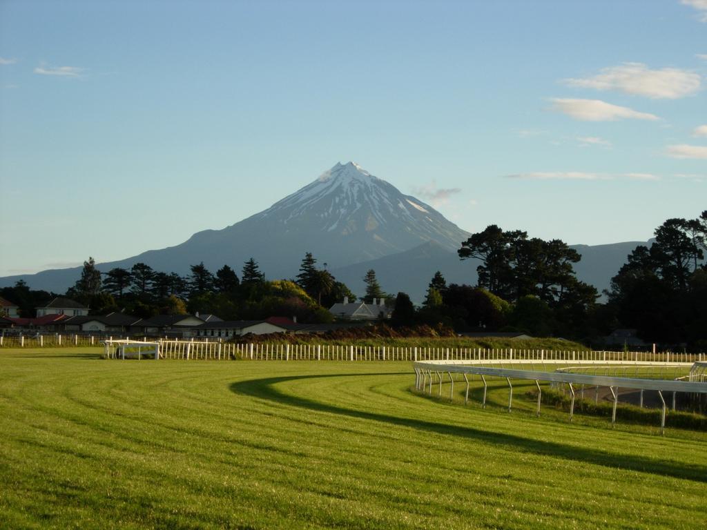 Timandra Motel New Plymouth Buitenkant foto